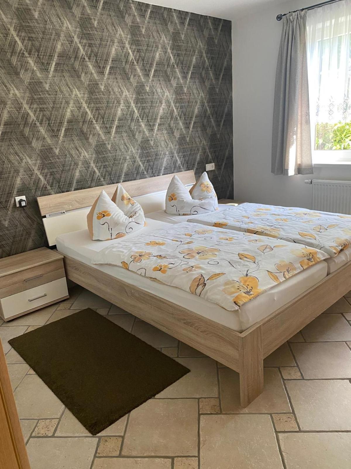 Ferienhaus Bei Familie Gau In Schaprode Buitenkant foto